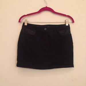 Black denim minI skirt 🥀